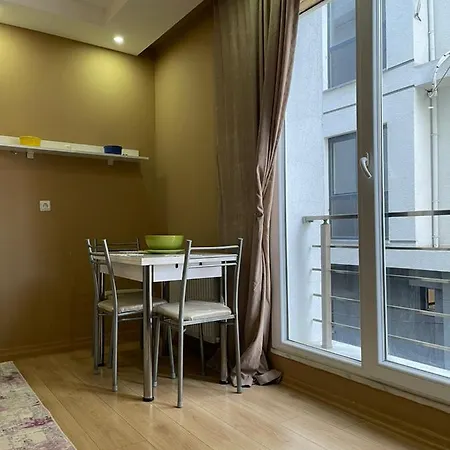 Beyaz Apartment *