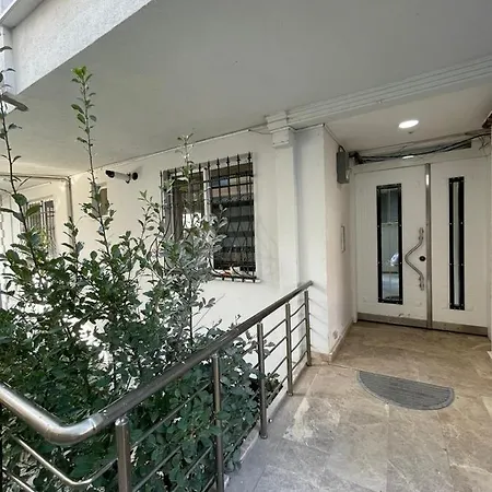 Beyaz Apartment *
